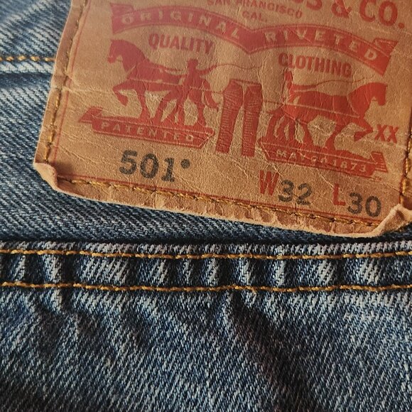 Levi's 501's - Picture 8 of 8